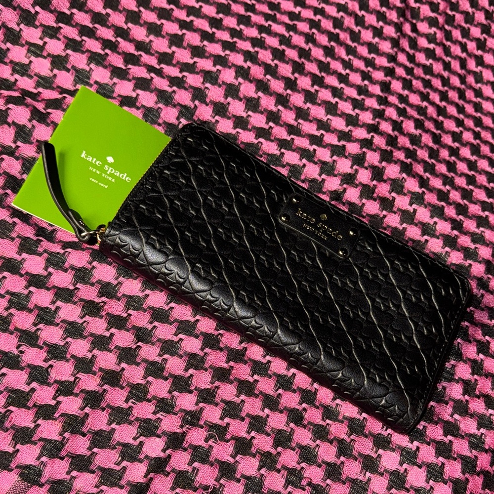 Authentic Kate Spade New York Black Embossed Wallet Gold Accents Care Card Clean
